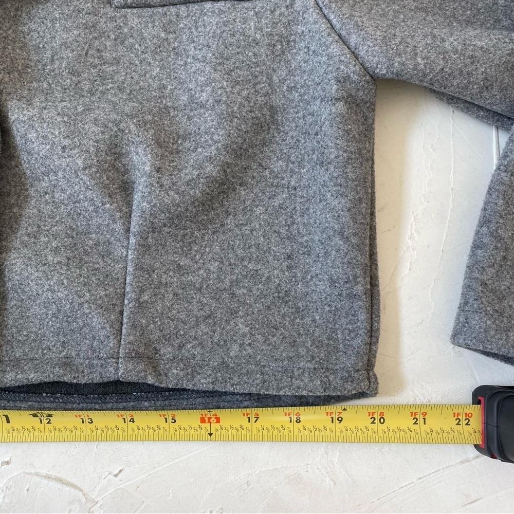 Korean crop flannel grey jacket size 4 made in Korea NWT - Picture 6 of 7